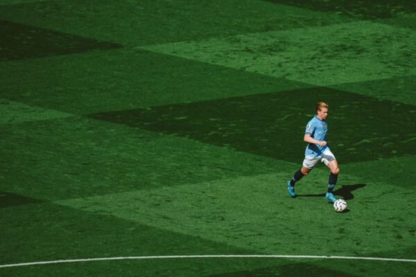 Courtois: De Bruyne Adalah Salah Satu Pemain Terbaik di Belgia