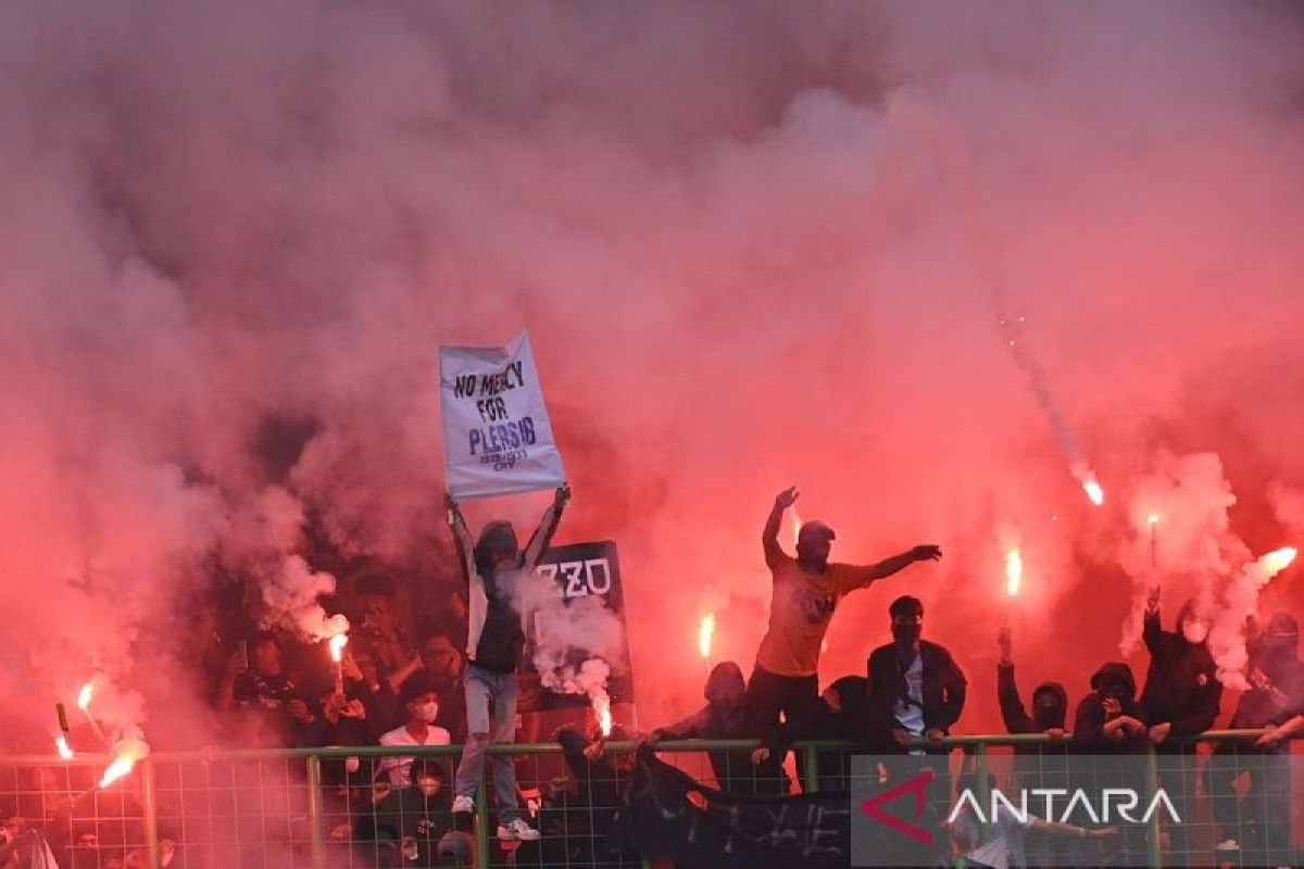Erick Thohir Tunjukkan Kebijakan Larangan Suporter Tamu di Liga 1 Tetap Berlanjut
