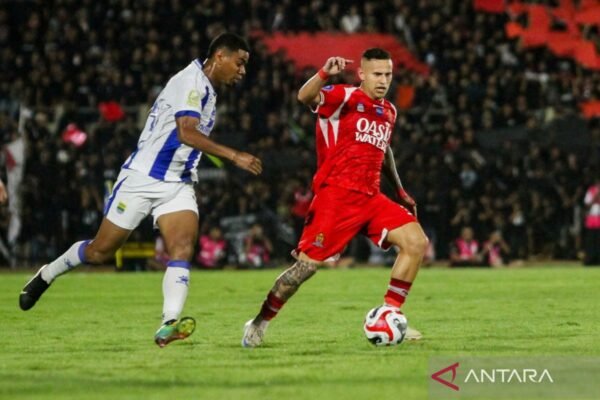 Prakiraan Pertandingan Persib vs Borneo FC di BRI SuperLeague